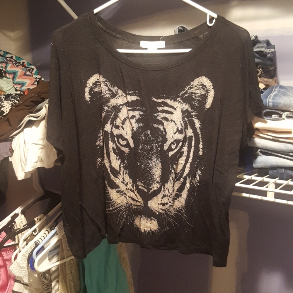 Forever 21 Crop Shirt
